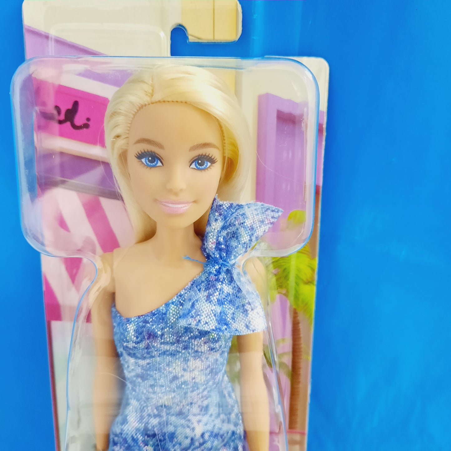 Barbie Doll Original Imported Party doll Blue Glamour T7580